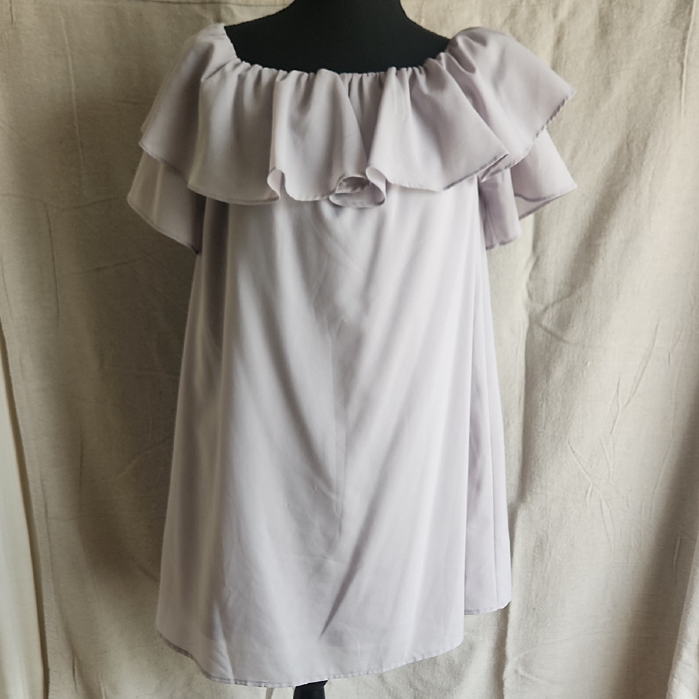 Off-Shoulder Ruffle Dress in Light Gray